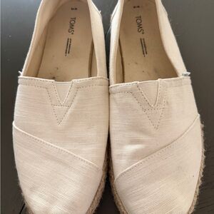 Toms Cream Canvas Slip-On Espadrilles with Light Blue Logo